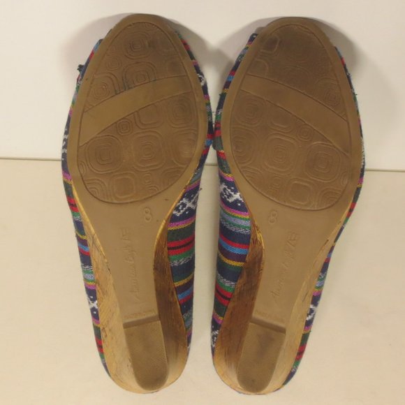 American Eagle Shoes Colorful Ethnic Stripe Print Fabric Peep Toe Wedges Size 8 - Picture 6 of 8